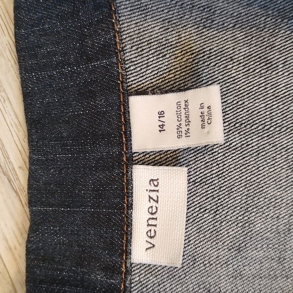 VENEZIA Denim Jacket with Decorative Pockets 3/4" Sleeves. Size 14/16 - Picture 9 of 9